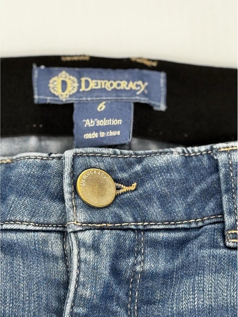 Democracy Ab-Solution Jeans Women’s Size 6 Blue Stretch Denim Mid Rise Skinny